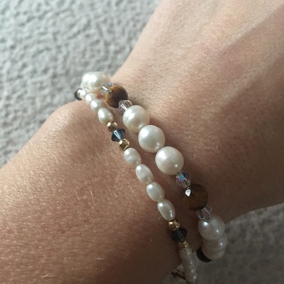 Set of pearl bracelets w/ tigers eye & blue stones - Picture 2 of 8